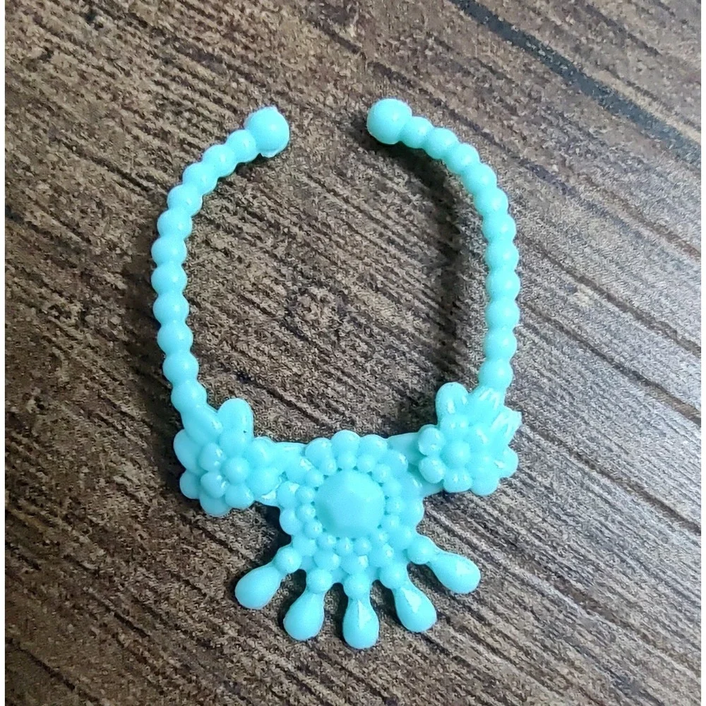 Mattel Barbie Doll Accessory Light Blue Jewel Statement Necklace Z31